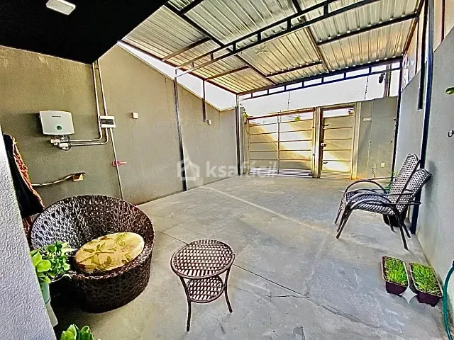 Casa com 150m² 2 quartos e 3 banheiros, à venda, no bairro Alves Pereira em Campo Grande