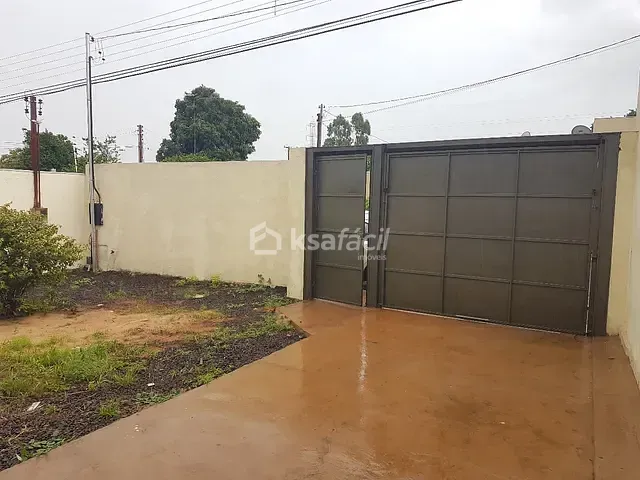 Casa com 200m² 2 quartos e 2 banheiros, à venda, no bairro Maria Aparecida Pedrossian em Campo Grande