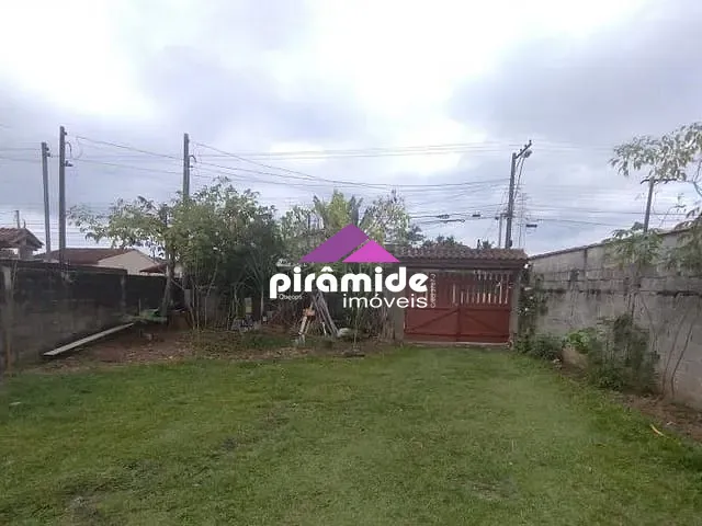 Casa com 250m² 1 quarto e 1 banheiro, à venda, no bairro Jardim das Gaivotas em Caraguatatuba