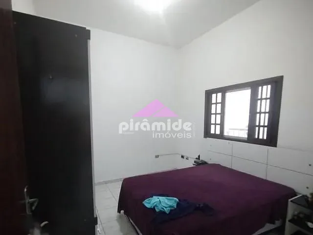 Casa com 250m² 1 quarto e 1 banheiro, à venda, no bairro Jardim das Gaivotas em Caraguatatuba