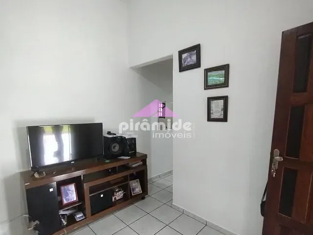 Casa com 250m² 1 quarto e 1 banheiro, à venda, no bairro Jardim das Gaivotas em Caraguatatuba