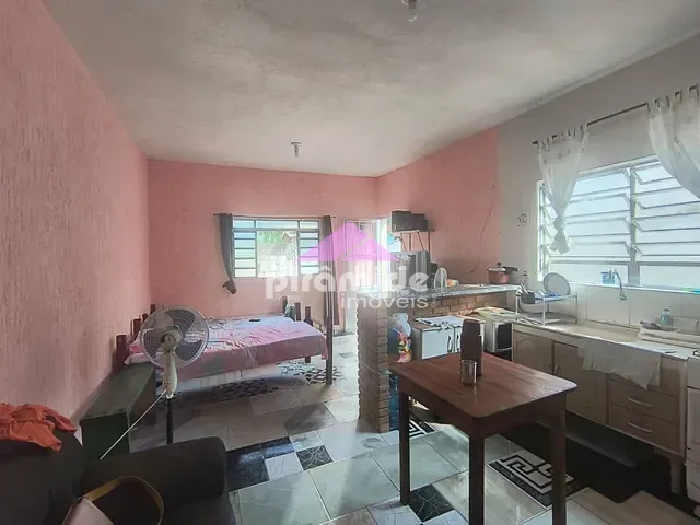 Casa com 245m² 1 quarto e 1 banheiro, à venda, no bairro Jardim das Gaivotas em Caraguatatuba