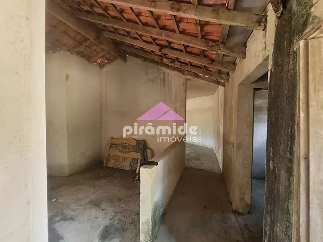 Casa com 878m² 3 quartos e 3 banheiros, à venda, no bairro Mar Verde em Caraguatatuba