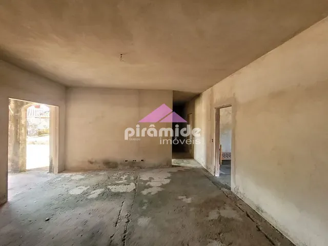 Casa com 878m² 3 quartos e 3 banheiros, à venda, no bairro Mar Verde em Caraguatatuba