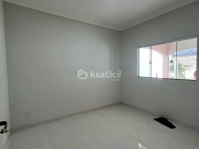 Casa com 200m² 3 quartos e 2 banheiros, à venda, no bairro Jardim das Virtudes em Campo Grande