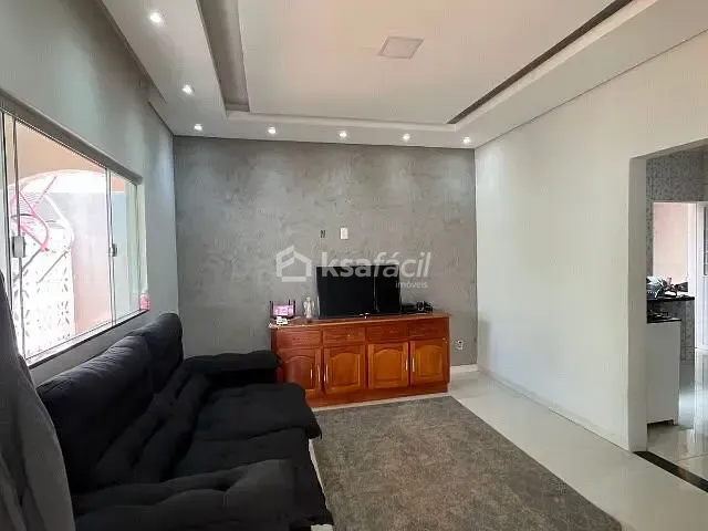 Casa com 200m² 3 quartos e 2 banheiros, à venda, no bairro Jardim das Virtudes em Campo Grande