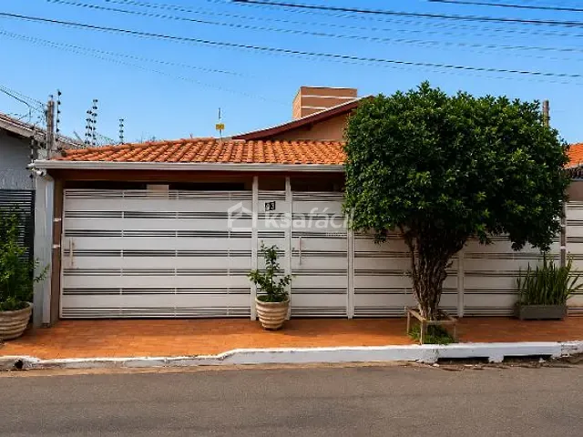 Casa com 200m² 5 quartos e 6 banheiros, à venda, no bairro Vila Santa Luzia em Campo Grande