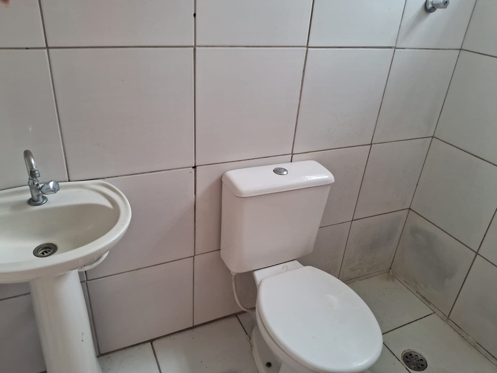 Casa à venda com 2 quartos, 200m² - Foto 17
