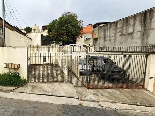 Casa com 200m² 2 quartos e 2 banheiros, à venda, no bairro Bussocaba em Osasco