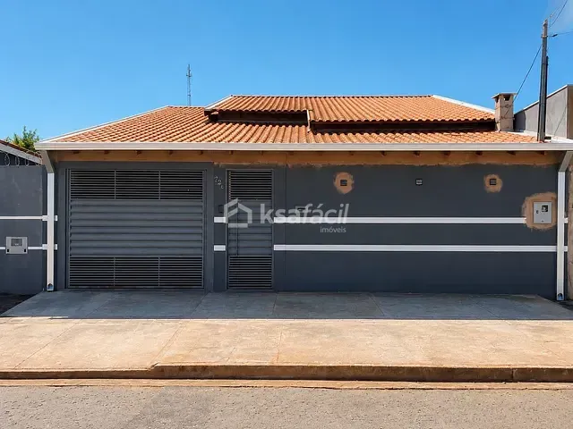 Casa com 200m² 2 quartos e 2 banheiros, à venda, no bairro Núcleo Habitacional Buriti em Campo Grande