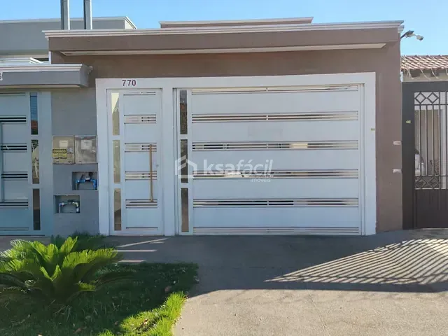 Casa com 201m² 3 quartos e 2 banheiros, à venda, no bairro Santo Antônio em Campo Grande