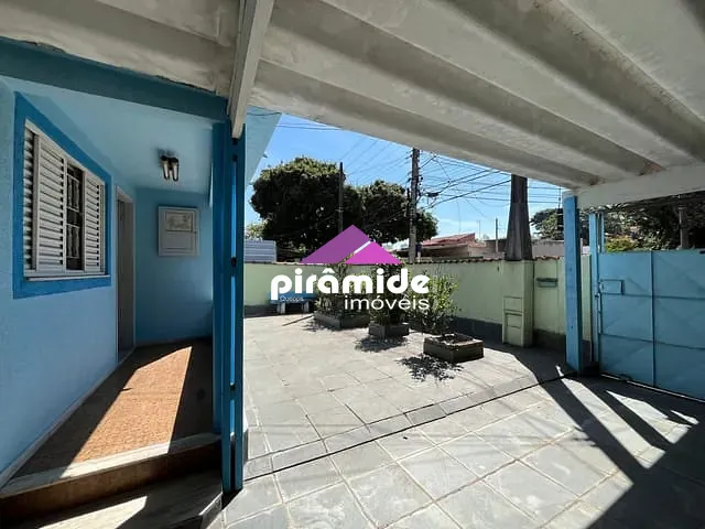 Casa com 250m² 4 quartos e 3 banheiros, à venda, no bairro Jardim Satélite em São José dos Campos