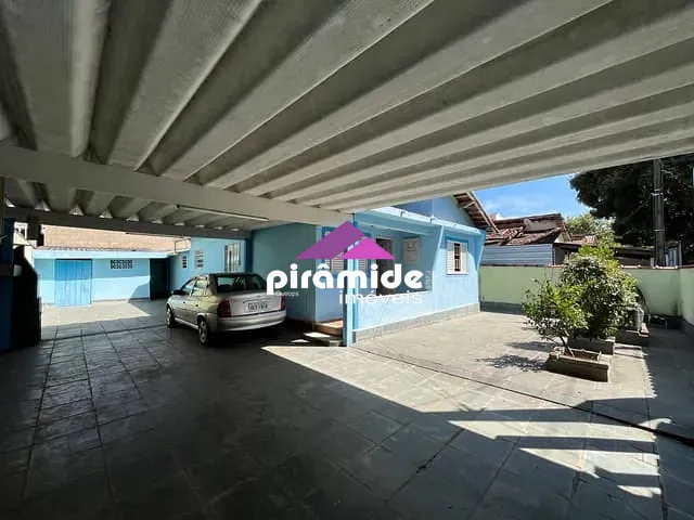 Casa com 250m² 4 quartos e 3 banheiros, à venda, no bairro Jardim Satélite em São José dos Campos