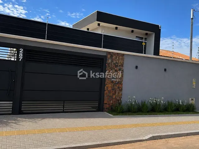 Casa com 275m² 3 quartos e 2 banheiros, à venda, no bairro Residencial Figueiras do Parque em Campo Grande