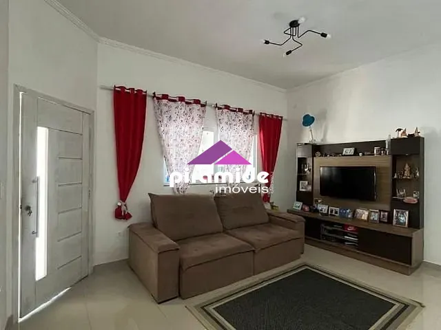 Casa com 250m² 2 quartos e 3 banheiros, à venda, no bairro Cidade Vista Verde em São José dos Campos