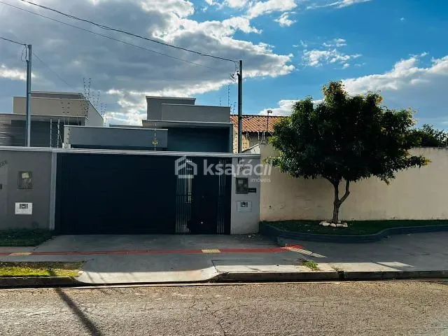 Casa com 180m² 2 quartos e 2 banheiros, à venda, no bairro Residencial Joana D'Arc em Campo Grande
