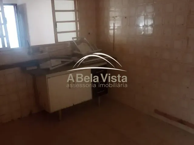 Casa 2 quartos e 1 banheiro, à venda, no bairro Veloso em Osasco