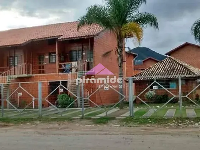 Casa com 50m² 1 quarto e 1 banheiro, à venda, no bairro Martim de Sá em Caraguatatuba