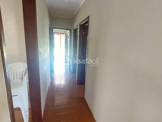 Casa 3 quartos e 2 banheiros, à venda, no bairro Monte Castelo em Campo Grande