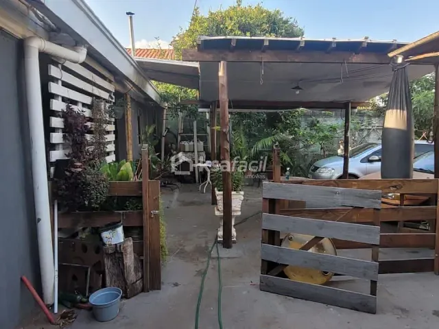 Casa com 360m² 4 quartos e 3 banheiros, à venda, no bairro Guanandi em Campo Grande