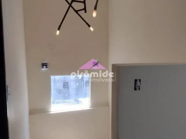 Casa com 250m² 6 quartos e 4 banheiros, à venda, no bairro Conjunto Residencial Galo Branco em São José dos Campos