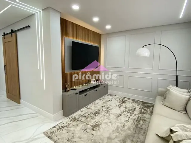 Casa com 243m² 3 quartos e 3 banheiros, à venda, no bairro Jardim Oriente em São José dos Campos