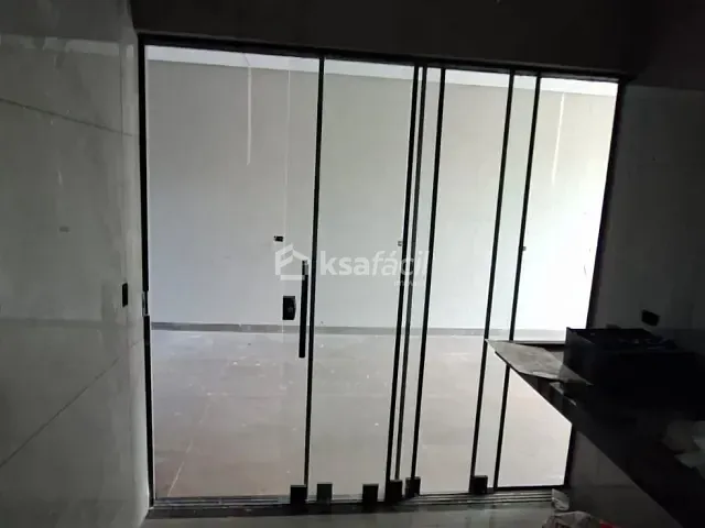 Casa com 180m² 2 quartos e 2 banheiros, à venda, no bairro Nova Lima em Campo Grande