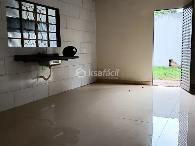 Casa com 200m² 2 quartos e 2 banheiros, à venda, no bairro Jardim Canguru em Campo Grande