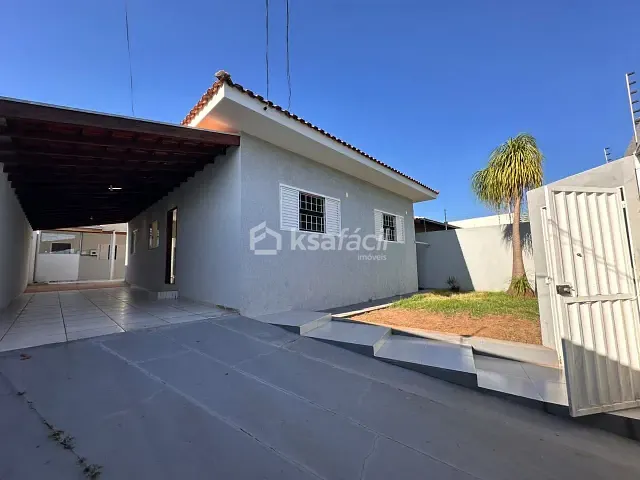 Casa com 300m² 3 quartos e 2 banheiros, para alugar, no bairro Bosque de Avilan em Campo Grande