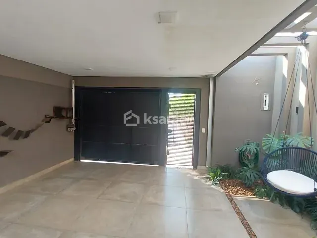 Casa 2 quartos e 3 banheiros, à venda, no bairro Vila Santa Luzia em Campo Grande