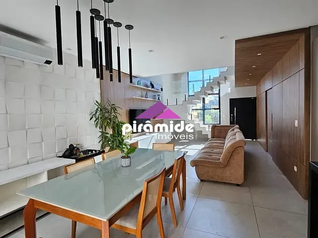 Casa 4 quartos e 5 banheiros, à venda, no bairro Jacarei em Jacareí
