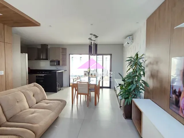 Casa 4 quartos e 5 banheiros, à venda, no bairro Jacarei em Jacareí