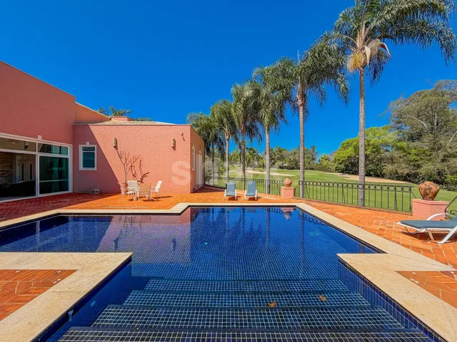Casa com 2600m² 5 quartos e 7 banheiros, à venda ou para alugar, no bairro Condomínio Terras de São José em Itu