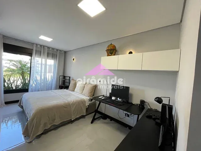 Casa 5 quartos e 5 banheiros, à venda, no bairro Urbanova em São José dos Campos