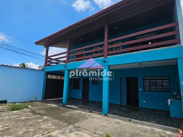 Casa com 142m² 2 quartos e 2 banheiros, à venda, no bairro Travessão em Caraguatatuba