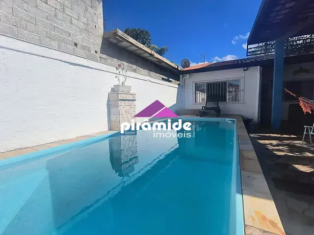 Casa com 245m² 3 quartos e 2 banheiros, à venda ou para alugar, no bairro Jardim das Gaivotas em Caraguatatuba