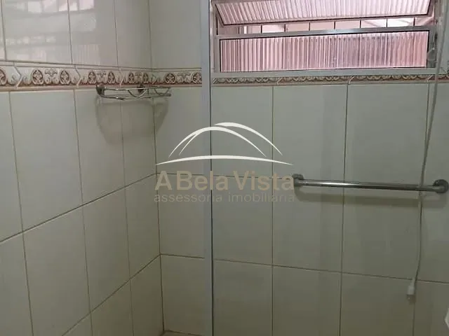 Casa com 250m² 3 quartos e 2 banheiros, para alugar, no bairro Vila Osasco em Osasco