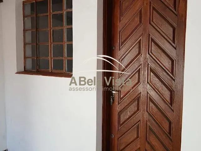 Casa com 250m² 3 quartos e 2 banheiros, para alugar, no bairro Vila Osasco em Osasco