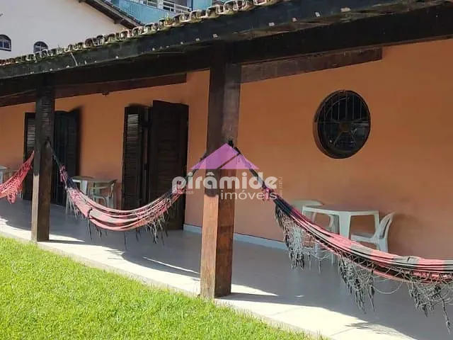 Casa com 607m² 5 quartos e 4 banheiros, à venda, no bairro praia das toninhas em Ubatuba