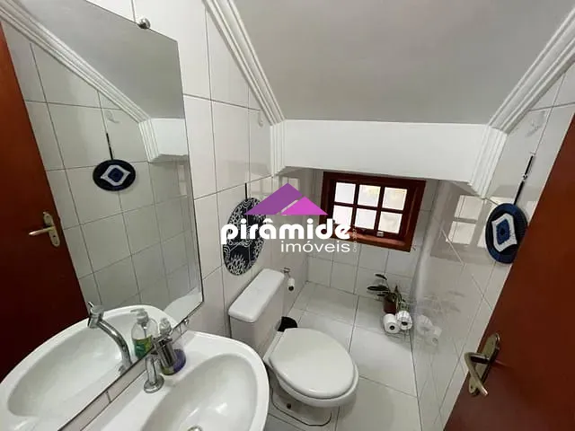 Casa com 125m² 3 quartos e 2 banheiros, à venda, no bairro Bosque dos Eucaliptos em São José dos Campos