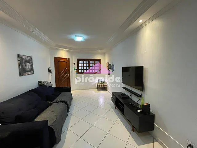 Casa com 125m² 3 quartos e 2 banheiros, à venda, no bairro Bosque dos Eucaliptos em São José dos Campos