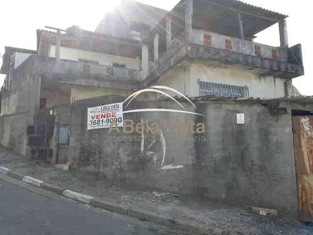 Casa com 255m² 4 quartos e 2 banheiros, à venda, no bairro Vila Yolanda em Osasco