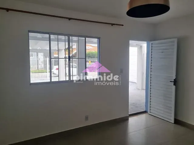 Casa com 200m² 2 quartos e 1 banheiro, à venda, no bairro Cidade Vista Verde em São José dos Campos