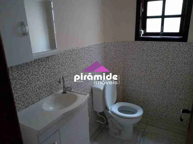 Casa com 126m² 3 quartos e 2 banheiros, à venda, no bairro Eugenio de Melo em São José dos Campos