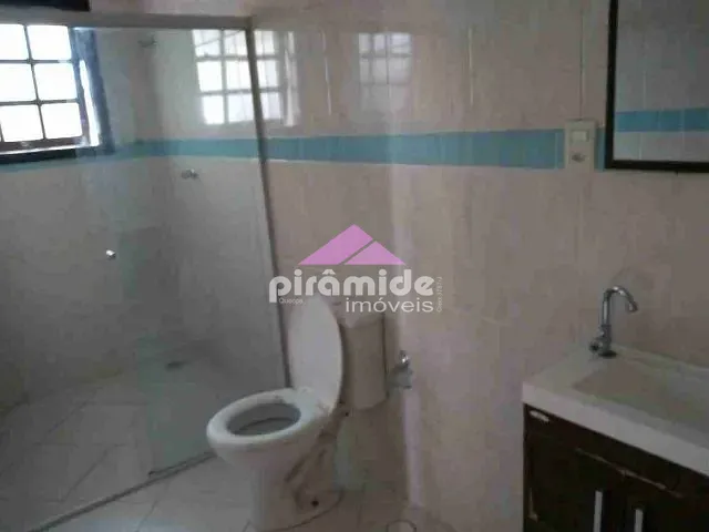 Casa com 126m² 3 quartos e 2 banheiros, à venda, no bairro Eugenio de Melo em São José dos Campos
