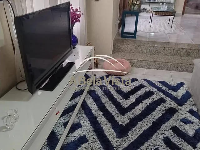 Casa com 224m² 3 quartos e 2 banheiros, à venda, no bairro Jardim das Flores em Osasco