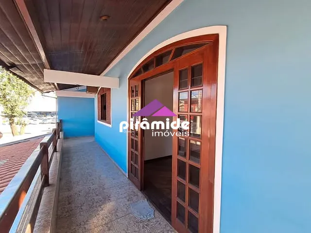 Casa com 250m² 3 quartos e 4 banheiros, à venda ou para alugar, no bairro Jardim Paraíso do Sol em São José dos Campos