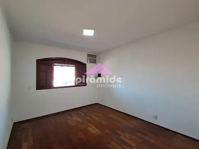 Casa com 250m² 3 quartos e 4 banheiros, à venda ou para alugar, no bairro Jardim Paraíso do Sol em São José dos Campos