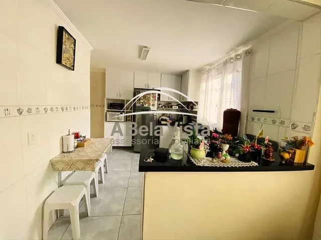 Casa 3 quartos e 1 banheiro, à venda, no bairro Bela Vista em Osasco