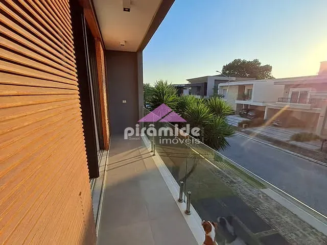 Casa com 450m² 4 quartos e 6 banheiros, à venda, no bairro Urbanova em São José dos Campos